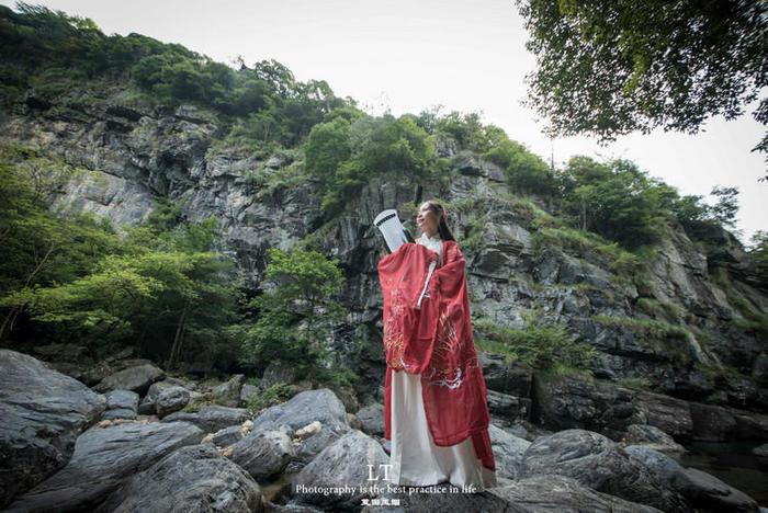逃出猫头鹰岛